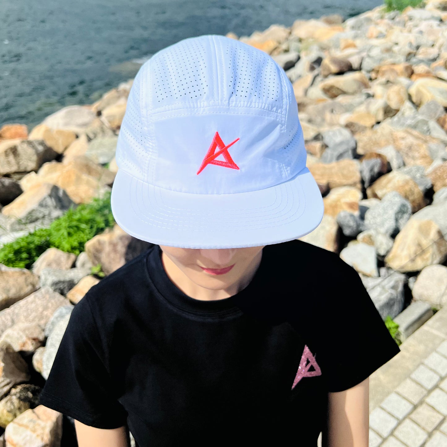 AKIV Running Pro White Cap | Embroidery Special Edition