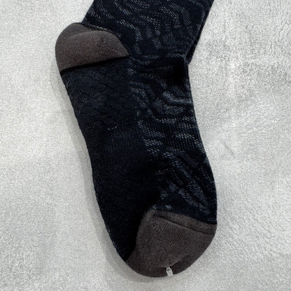  AKIV High-Cut Light Cushion Running Socks Unisex | Free Size | Stacked Style | Black
AKIV 高筒輕氣墊跑步襪男女款 | 均碼 | 層疊風格 | 黑色