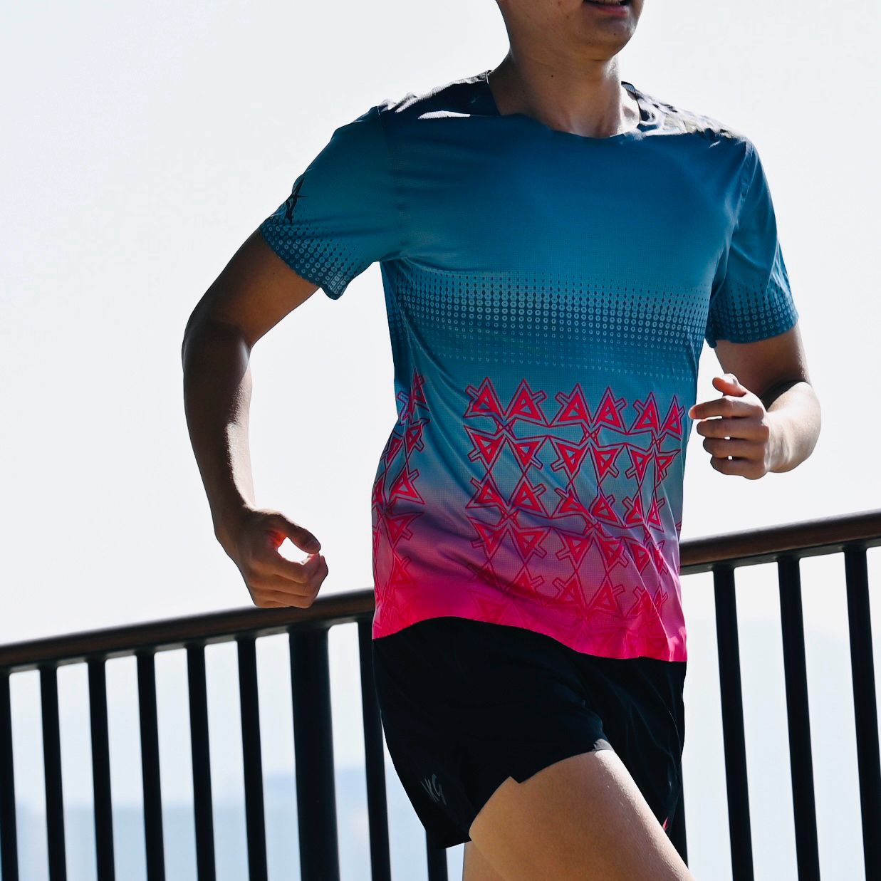 預訂：14-21天發貨 | AKIV 超輕訓練T恤童裝 | 灰色