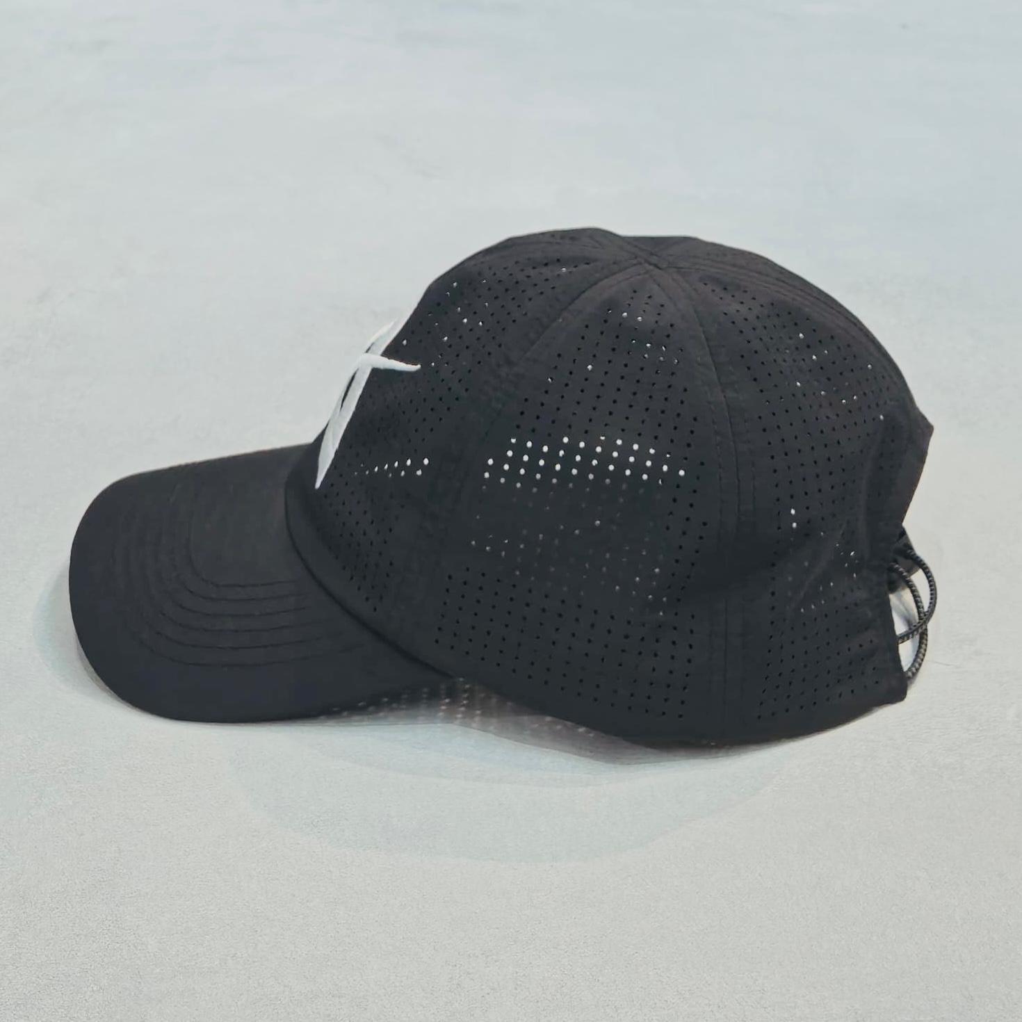AKIV Running Pro Black Cap | Embroidery White A Edition