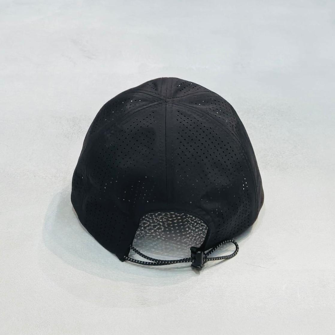 AKIV Running Pro Black Cap | Embroidery White A Edition