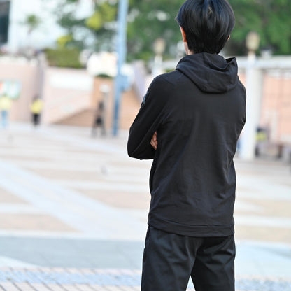 AKIV ProDry Thin Thermal Runner’s Hoodies with Finger Loops Unisex | Black
AKIV 精英速乾保暖拇指環連帽訓練上衣男女款 | 黑色