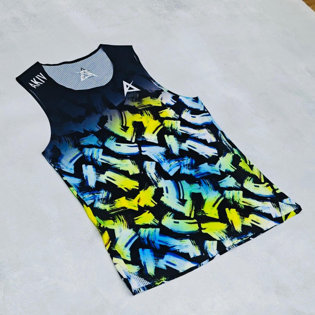AKIV Slim Fit Hyper Dry Tank Top Women | Midnight Brushstroke
AKIV 修腰極速乾無䄂背心女款 | 夜色筆跡