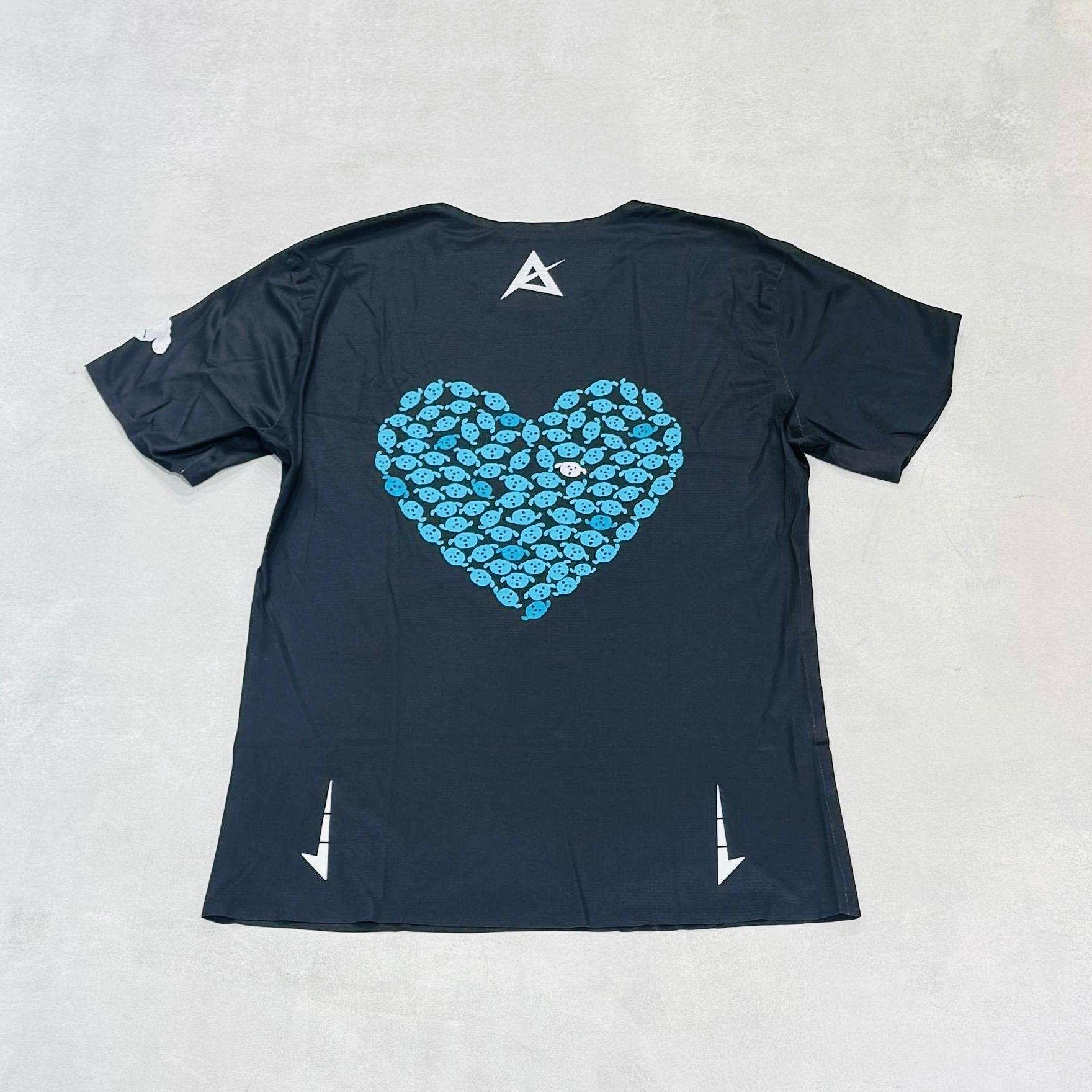 AKIV Ultralight Training Barry Running Tech T-Shirt Unisex | Sky Blue
AKIV 超輕訓練Barry 跑心技術T恤男女款 | 天空藍