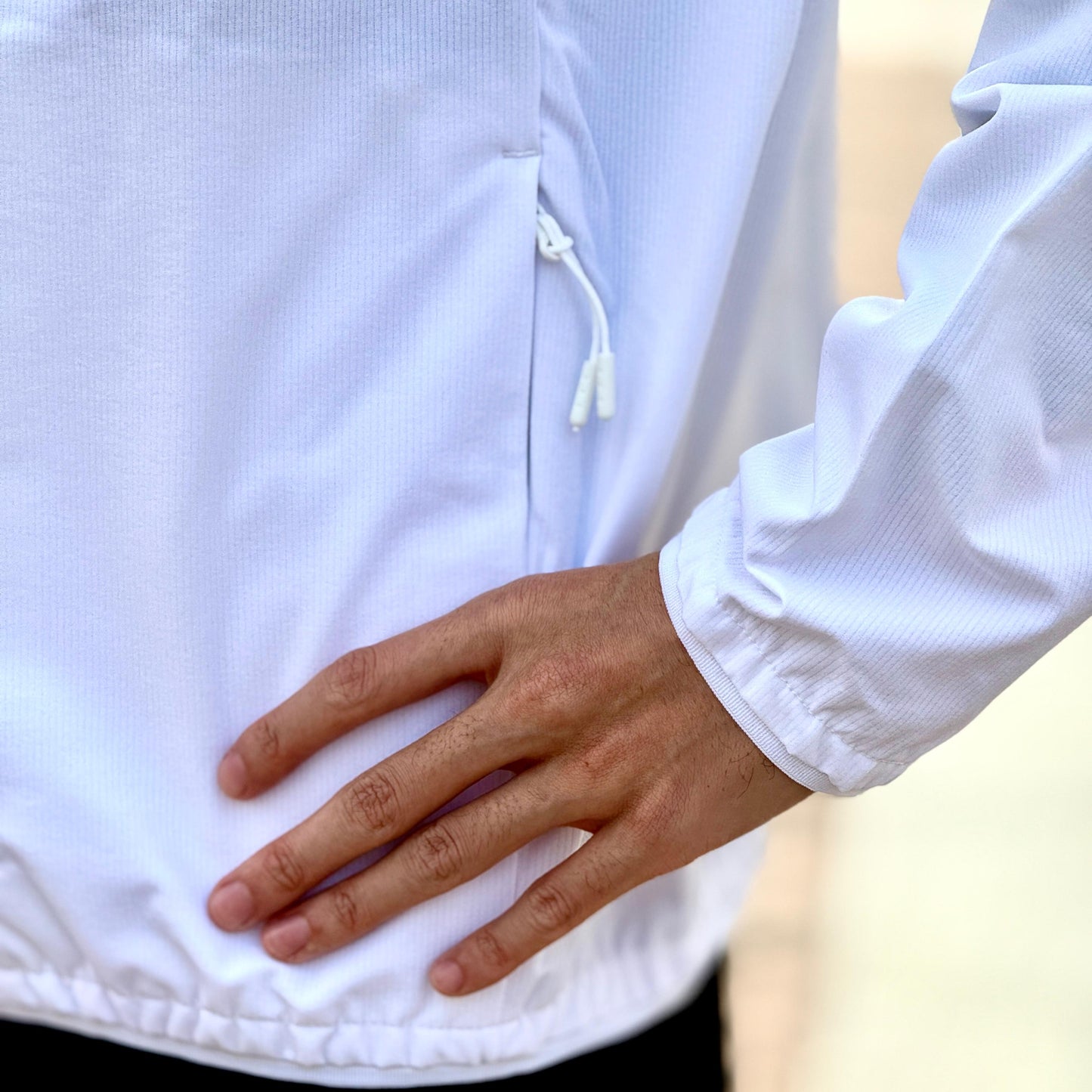 AKIV Running Breathable Waterproof Jacket Unisex | White
AKIV跑步透氣防水風褸男女款 | 白色