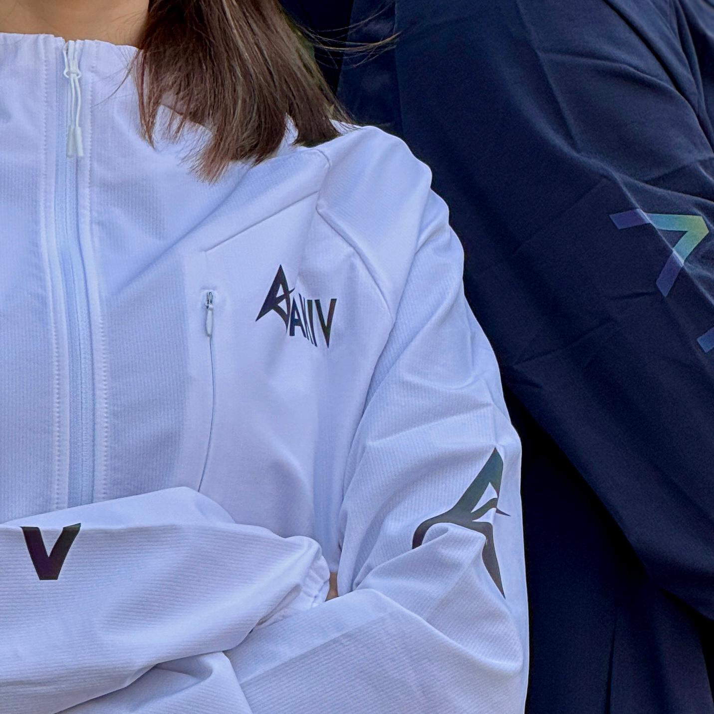 AKIV Breathable Water-Resistant Running Jacket Unisex | White