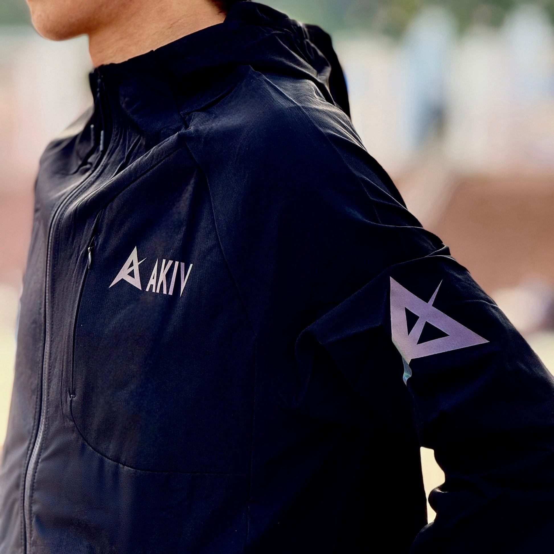AKIV Breathable Water-Resistant Running Jacket Unisex | Black
AKIV跑步透氣跣水風褸男女款 | 黑色