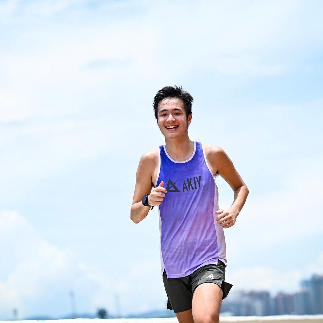 AKIV Breathable Running Singlet Unisex (for both men and women)