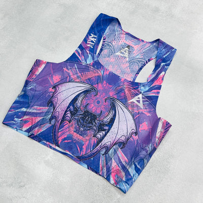 AKIV Elite Top Women | The Bat and the Devil's Power | Purple
AKIV 精英比賽短版背心女裝 | 蝙蝠與魔鬼 | 紫色