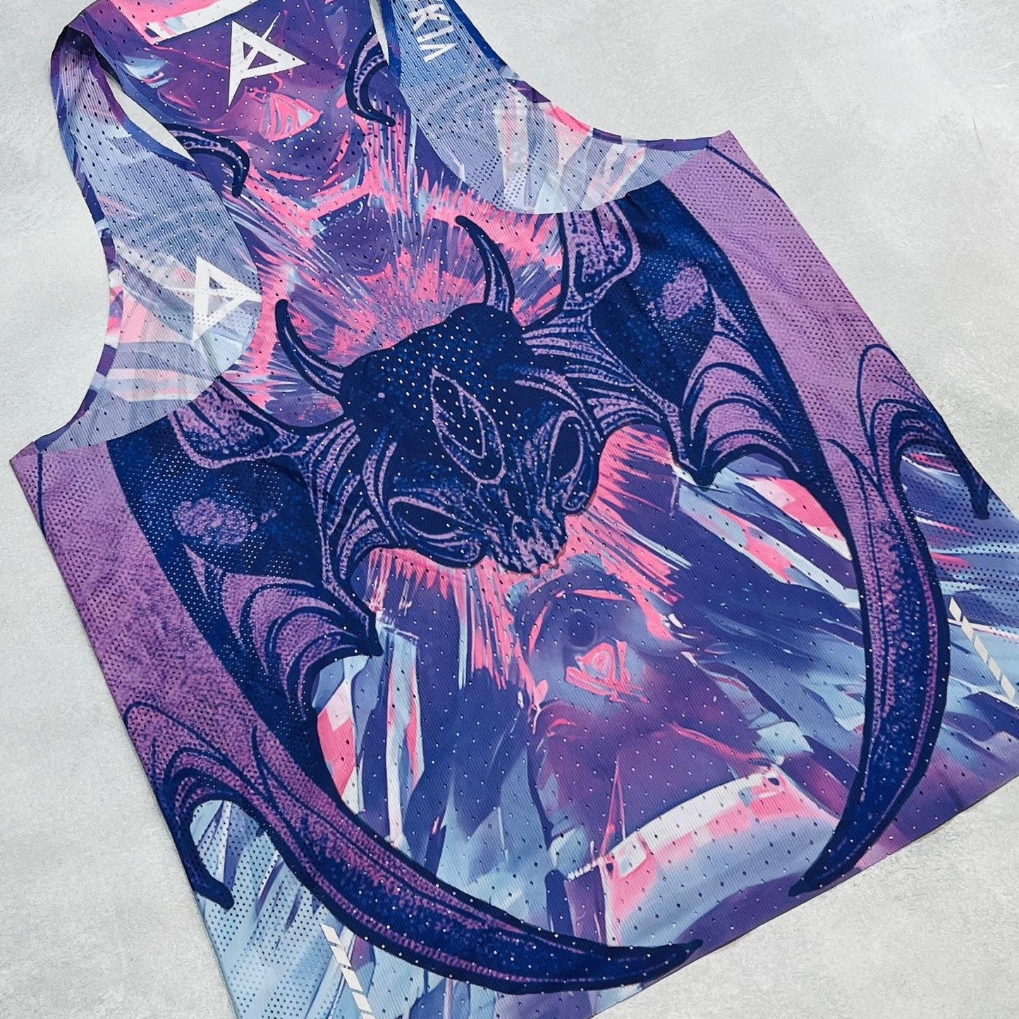 AKIV Elite Singlet Unisex | The Bat and the Devil's Power | Purple
AKIV 精英比賽背心男女款 | 蝙蝠與魔鬼 | 紫色