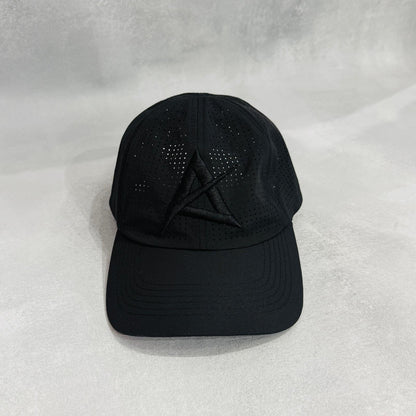 AKIV Running Pro Black Cap | Embroidery A Edition
AKIV 輕盈透汗黑色運動帽 | 刺繡A版