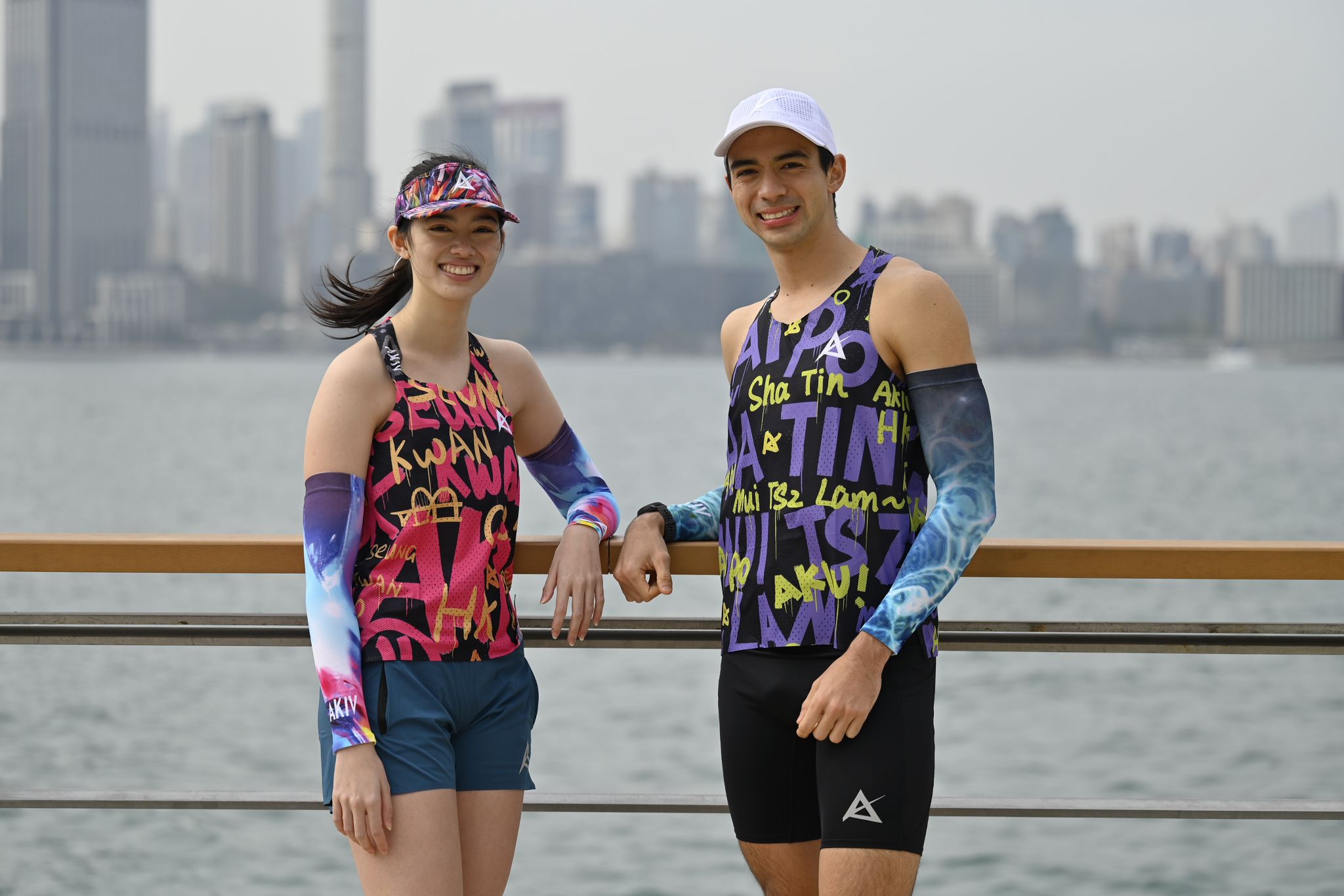 AKIV Lightweight Quick Dry Running Sleeves | Solar System | Blue Galaxy
AKIV 輕盈快乾跑步手袖 | 太陽系列 | 藍色銀河