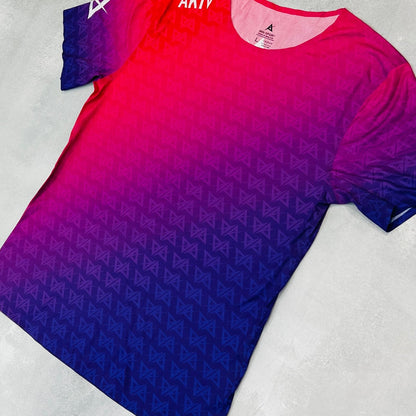 AKIV Ultralight Training T-Shirt Unisex | Dawn Gradient
AKIV 超輕訓練T恤男女款 | 晨曦漸變