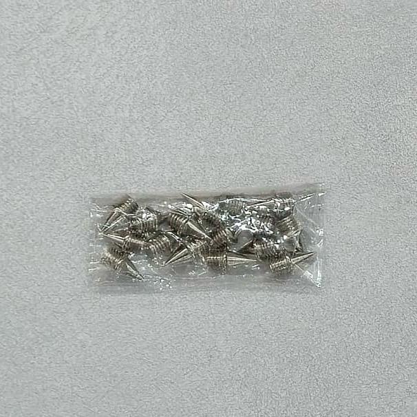 AKIV Replacement Spikes For Track And Field | 16 Pieces
AKIV 田徑釘鞋通用螺紋替換釘 | 16粒