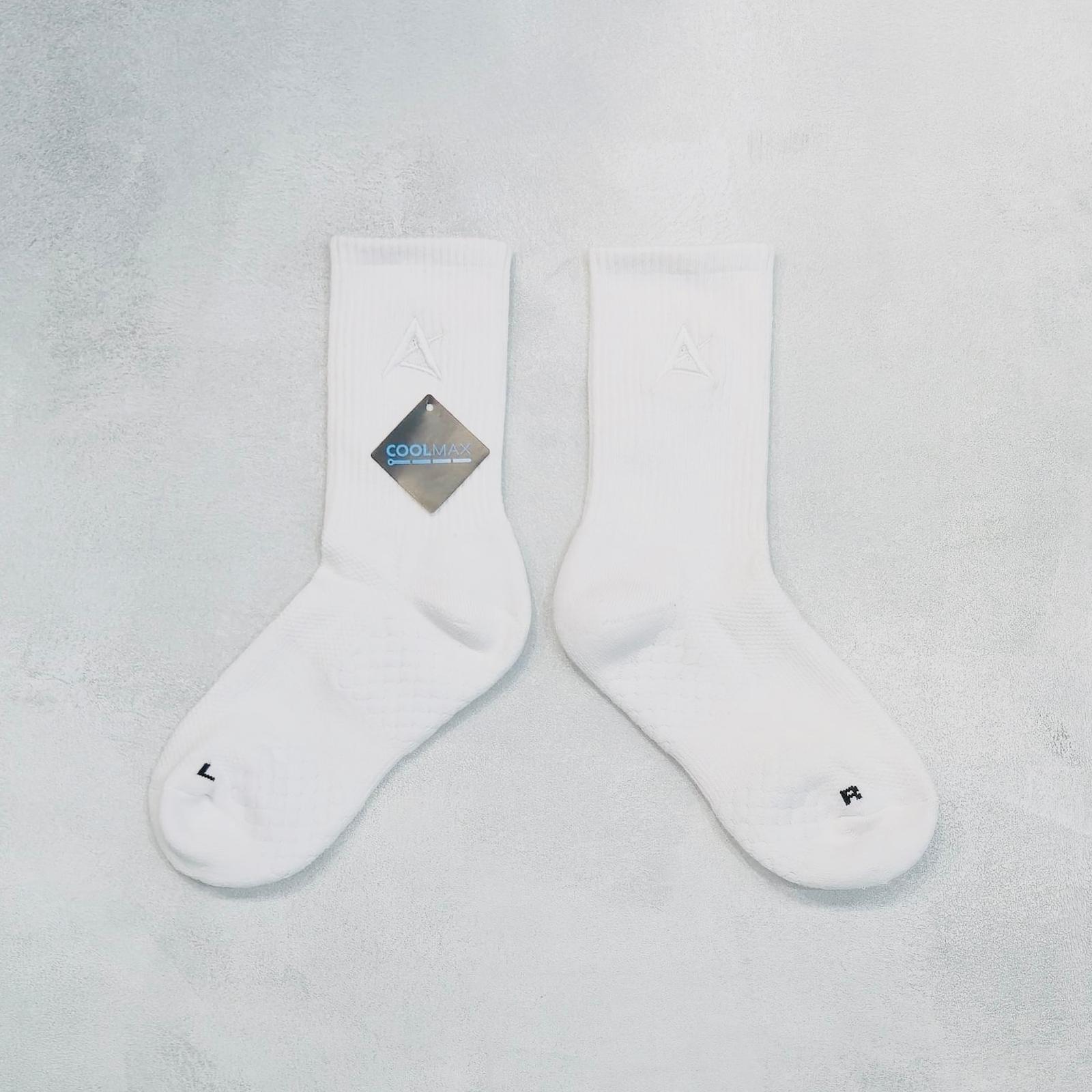 AKIV High-Cut Coolmax Running White Socks Unisex | Free Size | White A Edition
AKIV 高筒Coolmax白色跑步襪男女款 | 均碼 | 白色A版