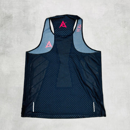 AKIV Elite Royal Blue Singlet Unisex | Hot Pink
AKIV 精英寶藍色比賽背心男女款 | 螢光粉紅