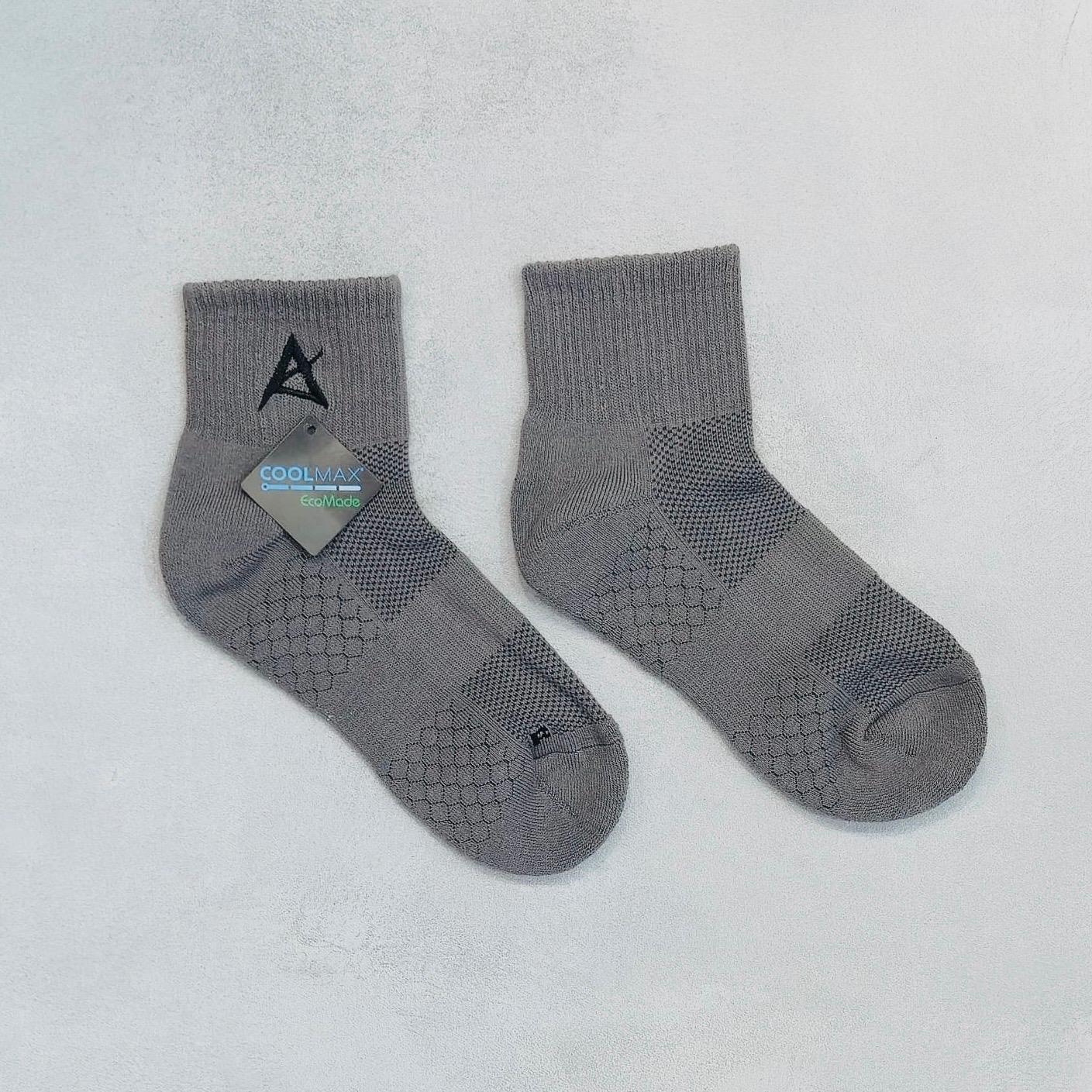 AKIV Mid-Cut Coolmax Running Socks Unisex | Free Size | Gray
AKIV 中筒Coolmax跑步襪男女款 | 均碼 | 灰色