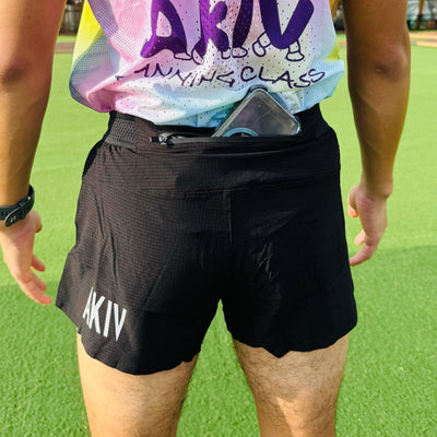 AKIV 2" Running Shorts with Pocket Unisex | Triangular inner | Black
AKIV 2"跑步褲連背袋男女款 | 三角內膽版 | 黑色