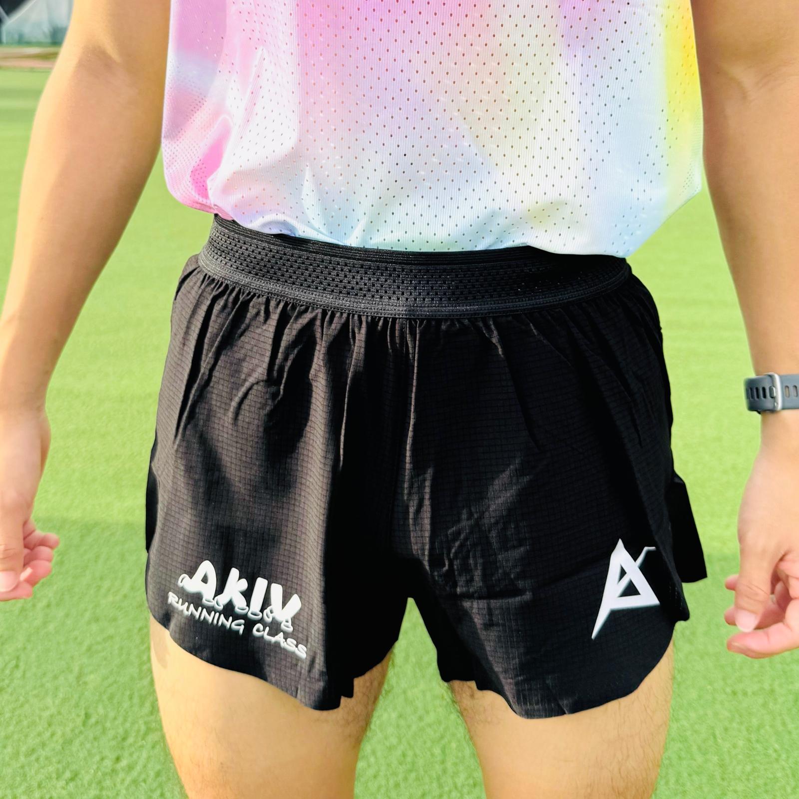 AKIV 2" Running Shorts with Pocket Unisex | Triangular inner | Black
AKIV 2"跑步褲連背袋男女款 | 三角內膽版 | 黑色