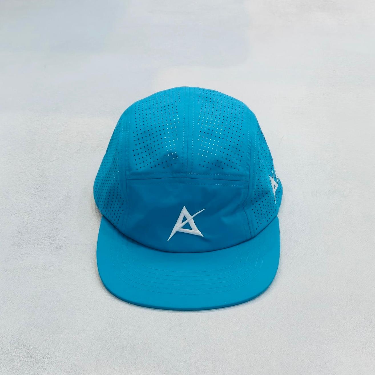 AKIV Running Pro Aqua Blue Cap | Embroidery Special Edition
AKIV 輕盈透汗湖水藍色運動帽 | 刺繡特別版