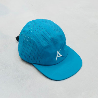AKIV Running Pro Aqua Blue Cap | Embroidery Special Edition
AKIV 輕盈透汗湖水藍色運動帽 | 刺繡特別版