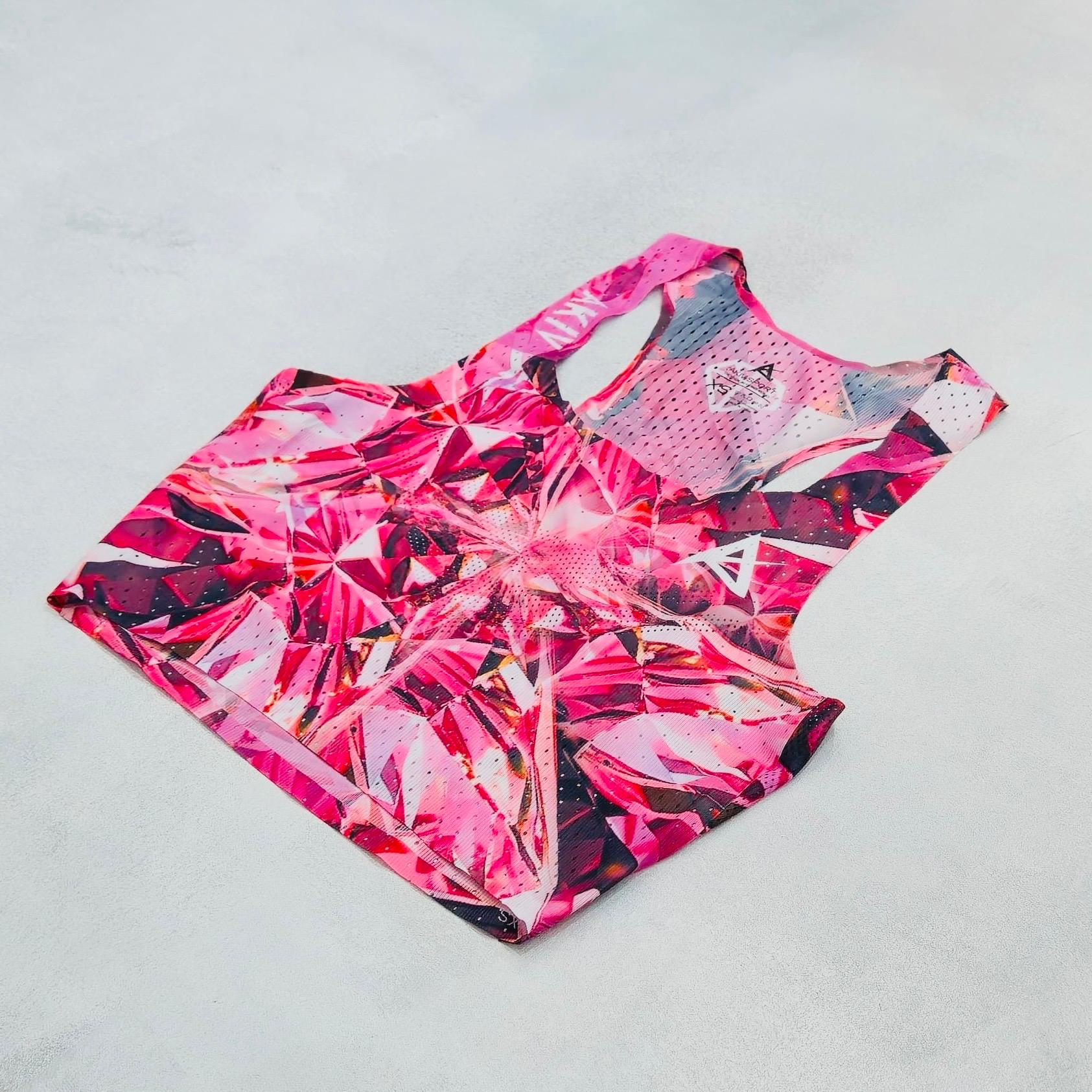 AKIV Elite Top Women | Pink Diamond
AKIV 精英比賽短版背心女裝 | 粉鑽