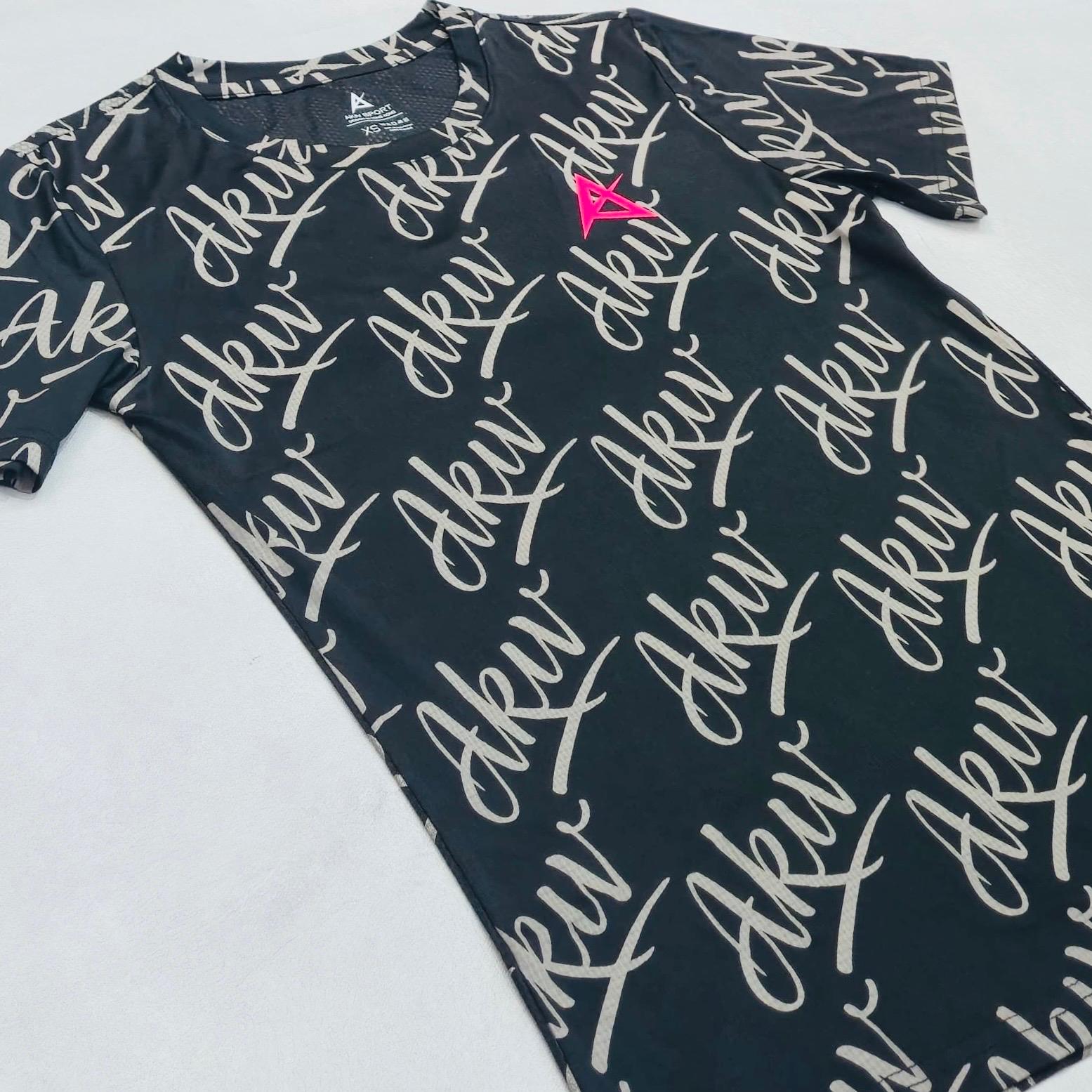 AKIV Spark Ultralight Training Reflective T-Shirt Unisex | Black
AKIV Spark 超輕訓練反光T恤男女款 | 黑色