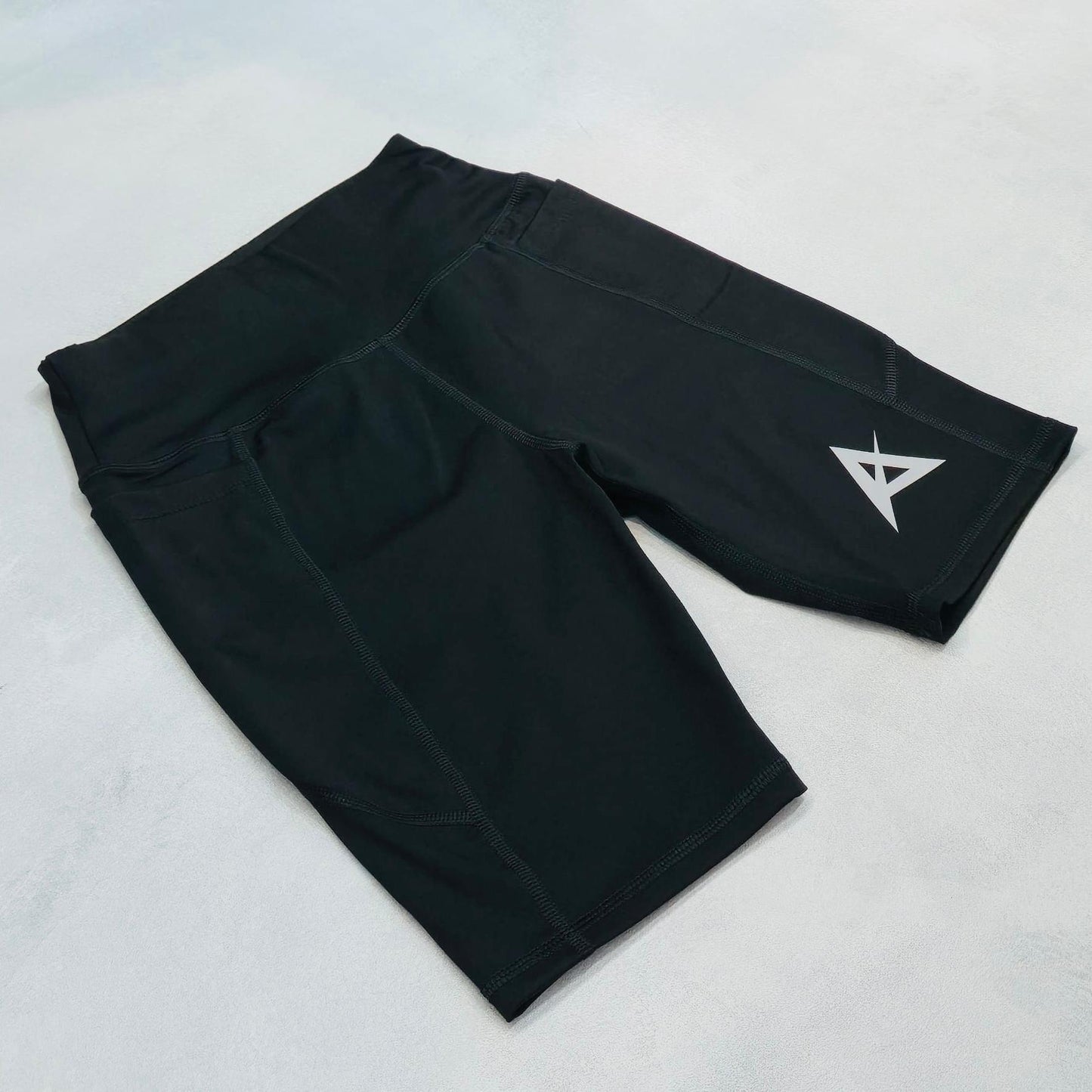 AKIV Classic Training Tights Unisex | Black
AKIV 經典訓練緊身褲男女款 | 黑色