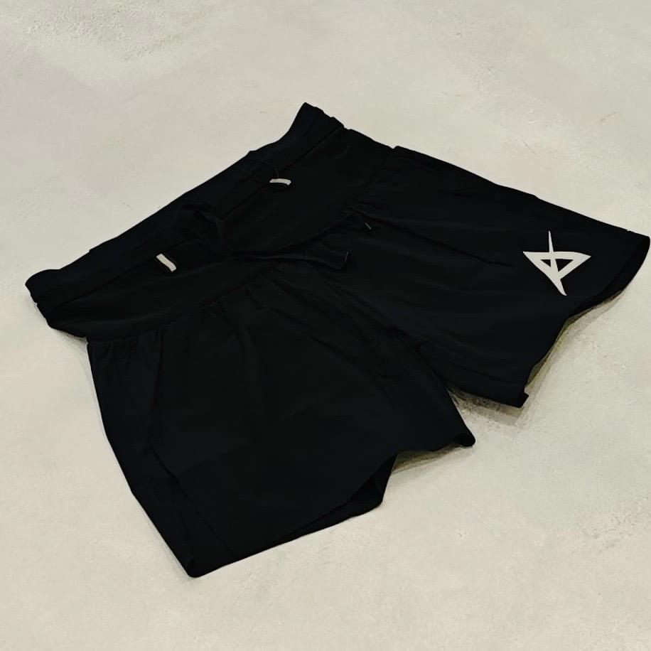 AKIV Multi-Pocket Pro Running Shorts Unisex | Triangular inner | Black
AKIV 多功能跑步褲專業男女款 | 三角內膽版 | 黑色