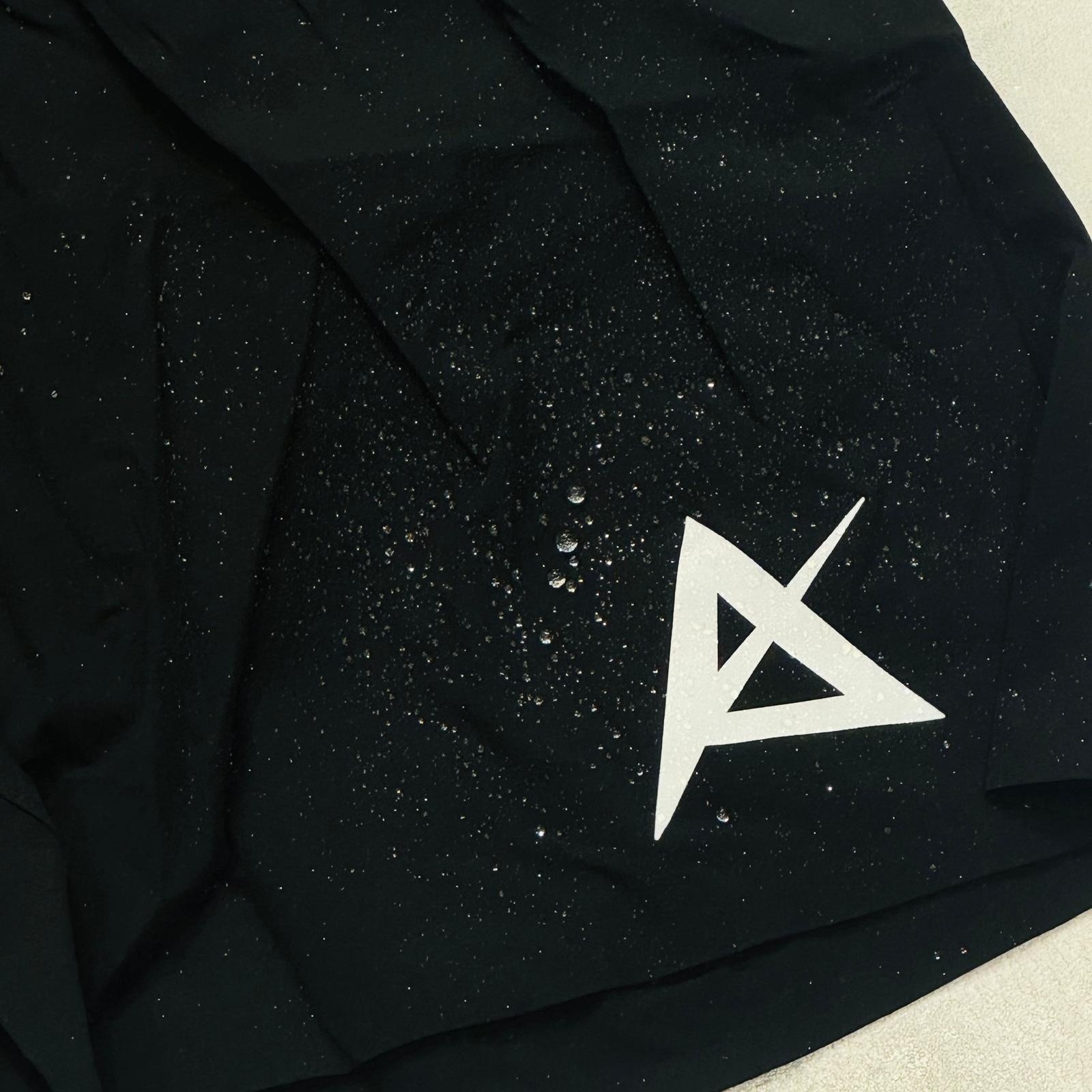 AKIV 2-in-1 Multi-Pocket Pro Running Shorts Unisex | Inner Tight | Black
AKIV 2合1多功能專業跑步褲男女款 | 平腳內膽版 | 黑色