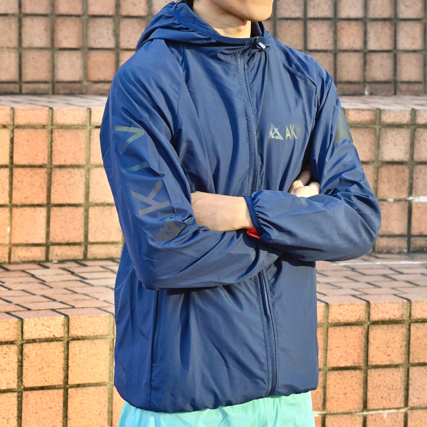 AKIV Running Breathable Waterproof Packable Jacket Unisex | Navy
AKIV 跑步透氣跣水收納式風褸男女款 | 深藍色