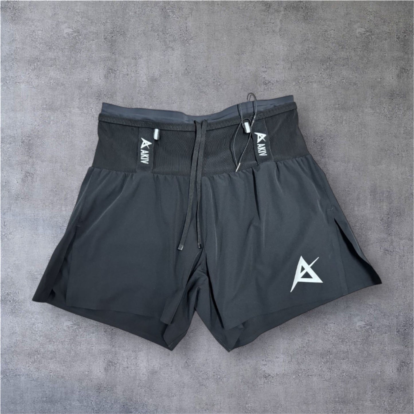 AKIV 2-in-1 Pro Trail Running Shorts Unisex | Inner Tight | Black
AKIV 多功能專業越野跑褲男女款 | 平腳內膽版 | 黑色