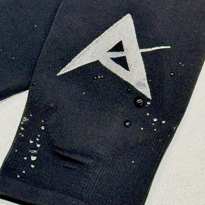 AKIV Lightweight Quick Dry Running Sleeves | Black
AKIV 輕盈快乾跑步手袖 | 黑色