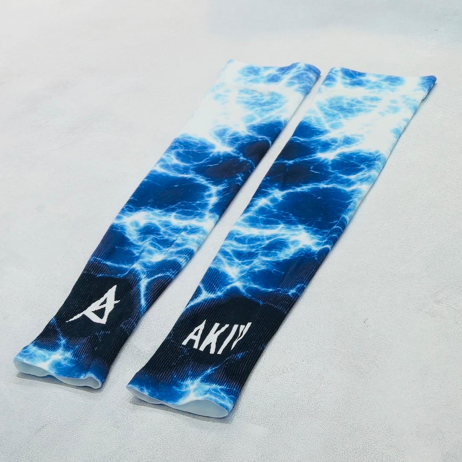 AKIV Lightweight Quick Dry Running Sleeves | Lightning Blue
AKIV 輕盈快乾跑步手袖 | 藍閃電