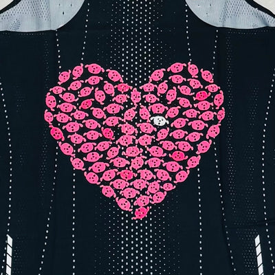 AKIV x SWEAT ELITE Pro Race Singlet Unisex | Sweet Edge Heart
AKIV x SWEAT ELITE 專業比賽背心男女款 | 甜酷心動