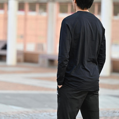 AKIV Running Thin Style Long Sleeves Tee Unisex | Black
AKIV 跑步薄款長袖T恤男女款 | 黑色